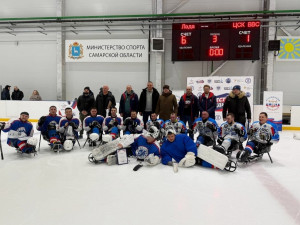 Противостояние следж-хоккеистов продолжится 22 февраля в Самаре во Дворце спорта на турнире в честь Дня защитника Отечества.