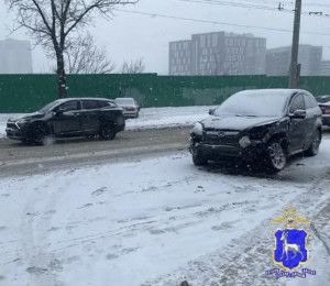 Двое пострадали в ДТП в Октябрьском районе города Самары