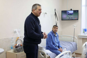 Как рассказал начальник военного госпиталя Михаил Игнатов, сегодня здесь проходят лечение военнослужащие из разных городов России.