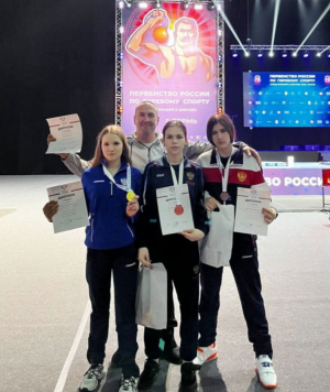 В Перми завершилось первенство России по гиревому спорту среди юношей и девушек 14-17 лет.