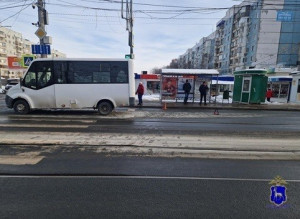 В Самаре с места ДТП с автобусом госпитализирован 75-летний пешеход