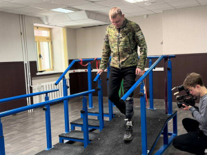 При поддержке и активном содействии самарского филиала государственного фонда «Защитники Отечества» протезно-ортопедическое предприятие «ГлавОрто Приволжье» выдают высокотехнологичные протезы нижних конечностей участникам специальной военной операции.