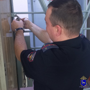 В Тольятти 57‑летний водитель угрожал инженеру‑конструктору пистолетом