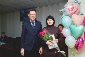 В преддверии Международного женского дня Андрей Орлов вручил ведомственные награды представительницам сферы здравоохранения.