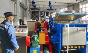 В Отрадном Самарской области заемщик ФРП запустил производство мастик и клеев для автомобилестроения