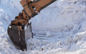 Дорожные службы Самарской области ведут активную подготовку к пропуску талых вод на региональных автомобильных дорогах.