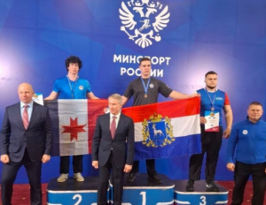 В Орловской области прошли самые масштабные соревнования по армрестлингу в России - первенство страны.