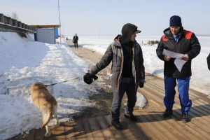 В связи с наступлением в Самаре весенней оттепели администрация города увеличила количество профилактических рейдов по предупреждению происшествий на льду.