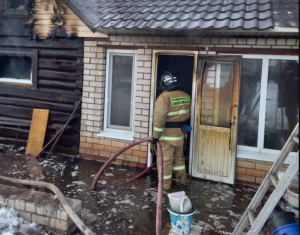 Иван Носков встретился с самарскими боксерами – победителями и призерами Первенства ПФО среди юношей 15-16 лет, которое состоялось в Перми и объединило 158 боксеров из 14 регионов.