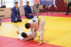 В спортивном комплексе «Заря» состоялось торжественное открытие нового зала дзюдо. Мероприятие прошло в рамках федерального партийного проекта «Выбор сильных», который реализует «Единая Россия».