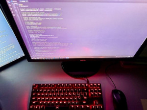 Аспиранты Самарского политеха создали программу, прогнозирующую скорость коррозии резервуаров