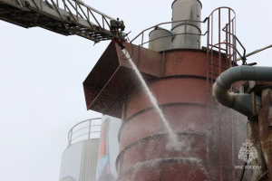 На Самарском пивоваренном заводе прошла тренировка по ликвидации условного пожара элеватора.