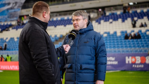 Председатель Совета директоров ПФК «КС» Дмитрий Яковлев прокомментировал распространяющуюся в сети информацию о возможных изменений в тренерском штабе.