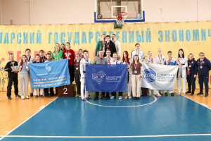 В спортивном зале Самарского государственного экономического университета состоялись соревнования по тхэквондо ВТФ в рамках областной универсиады среди команд образовательных организаций высшего образования в 2026 году.