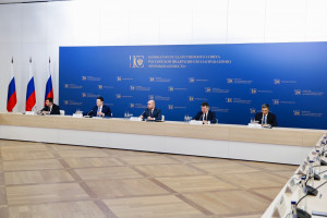 27 марта Вячеслав Федорищев в Москве провел совместное заседание комиссии Госсовета по промышленности и подкомиссии по химической промышленности и биоэкономике при Правительственной комиссии по промышленности.