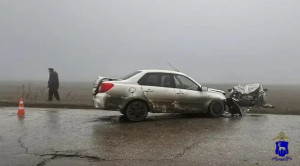Полицейские работали на месте ДТП с тремя пострадавшими в Кошкинском районе