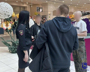 В Тольятти полицейские совместно с общественниками провели рейды по местам концентрации молодежи