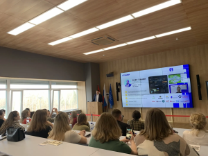 На лекции Общества «Знание» в Самаре рассказали, как нейросети меняют подход к инклюзивному образованию