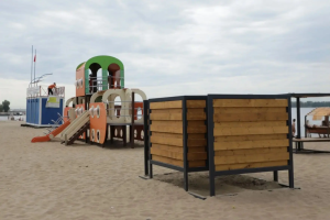 В Самаре стартовала подготовка девяти официальных городских пляжей к летнему сезону. Об этом 7 апреля Иван Носков доложил на оперативном совещании в облправительстве.