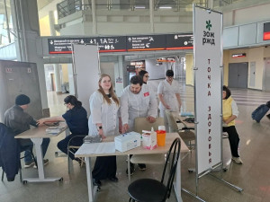 7 апреля на Центральном железнодорожном вокзале Самары прошла масштабная профилактическая акция «Маршрут здоровья», в которой приняли участие более 100 человек.