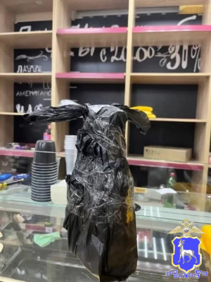 В Промышленном районе г. Самара в одном из продуктовых магазинов продавали пиво поздно вечером