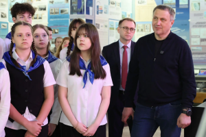 В Самаре команды, победившие в городском проекте «Школьная Академия Городских Инициатив», начали подготовку к реализации своих инициатив. 8 апреля ученики школы № 92, работающие над созданием интерактивного пространства «Самара.