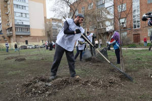 В Самаре в рамках апрельской генеральной уборки стартовали средники. На этой неделе активные жители привели в порядок ряд территорий.