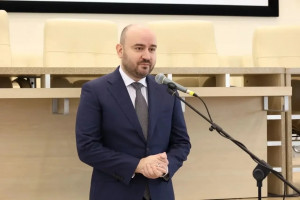 13 апреля губернатор Самарской области Вячеслав Федорищев вручил награды сотрудникам и ветеранам РКЦ «Прогресс» ко Дню космонавтики.