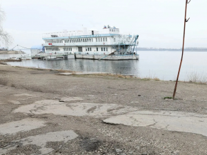  Иван Носков провел выездное совещание, в ходе которого обсудил проекты развития набережной и обеспечение доступности пляжей.