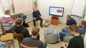 В Самарской области продолжает эффективно работать сеть кабинетов психологической поддержки «Сердце воина», созданная по поручению губернатора Вячеслава Федорищева.