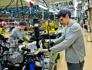 В Тольятти, Самарской области, Российские студенческие отряды (РСО) завершили работу на межрегиональном трудовом проекте «АВТОВАЗ».