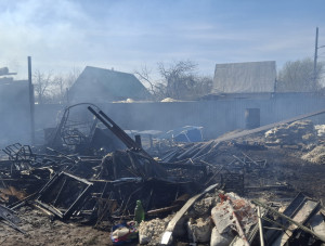 17 апреля в облГКУ «Центр по делам ГО, ПБ и ЧС» поступило сообщение о пожаре в селе Подстепки в садовом некоммерческом товариществе «Лада».