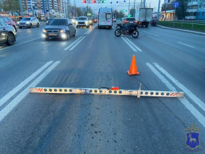 В Самаре легковушка столкнулась с мотоциклом Kawasaki