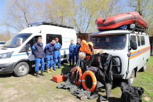 В условиях превышения уровня воды в границах городского округа Самара в Куйбышевском районе прошла штабная тренировка при чрезвычайных ситуациях в период паводка.