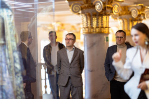 16 и 17 апреля в преддверии премьеры САТОБ посетил ректор ФГБОУ ВО «ГИТИС», заслуженный деятель искусств России, профессор Григорий Заславский – руководитель проекта «Дебют в России» (реализуется при поддержке Президентского фонда культурных инициатив).  