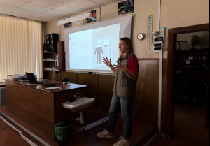 Самаре Молодёжка Народного фронта провела урок донорства для старшеклассников в рамках акции #Оставайсядонором