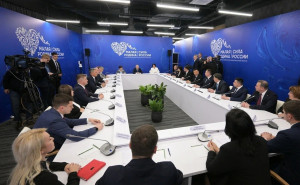 Владимир Путин обсудил с главами муниципалитетов развитие территорий