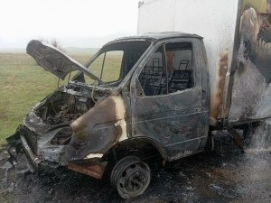 В Большечерниговском районе в пути следования загорелся автомобиль