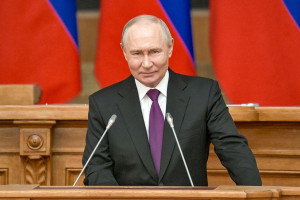 На заседании Совета законодателей Президент РФ Владимир Путин поддержал предложение партии «Единая Россия» о переносе срока погашения задолженности субъектов Федерации по бюджетным кредитам с 2026 года на более поздний период.