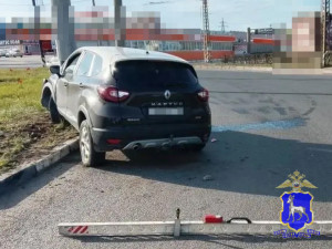 73-летний водитель в Тольятти врезался в столб