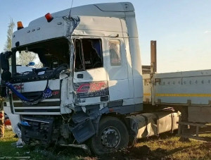 В Сергиевском районе столкнулись два тягача