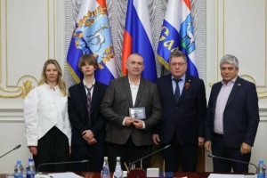 Медаль «Отец солдата» вручили Александру Меркулову в Самаре