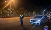 В Самарской области сотрудники Госавтоинспекции во время несения службы предотвратили трагедию