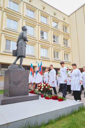 В Международный день медицинской сестры в Самарском медицинском колледже им. Н. Ляпиной прошло торжественное мероприятие.