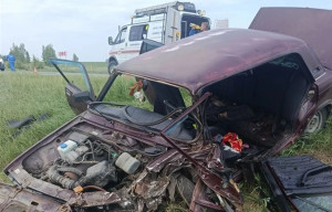 16 мая в Ставропольском районе Самарской области на дороге 36К-578, около села Кирилловка произошло дорожно-транспортное происшествие с участием двух автомобилей.