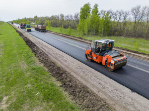 В Сергиевском и Кошкинском районах Самарской области стартовал масштабный ремонт автомобильной дороги «Сергиевск – Челно-Вершины» – Кошки.