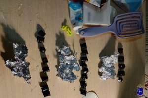 У девушки в Новокуйбышевске нашли больше 30 свертков с наркотиком