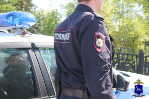 Жителя Октябрьска задержали за кражу автомобильной коробки передач