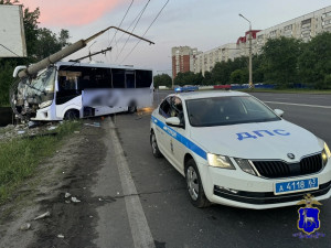 в Автозаводском районе Тольятти произошло ДТП с участием маршрутного автобуса
