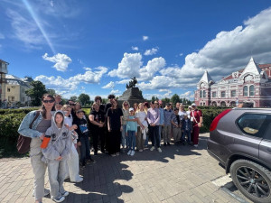 Министерство туризма СО совместно с туристским информационным центром приглашает СЕМЬИ С ДЕТЬМИ (школьники) на бесплатную пешеходную экскурсию «Куйбышев – город трудовой доблести»